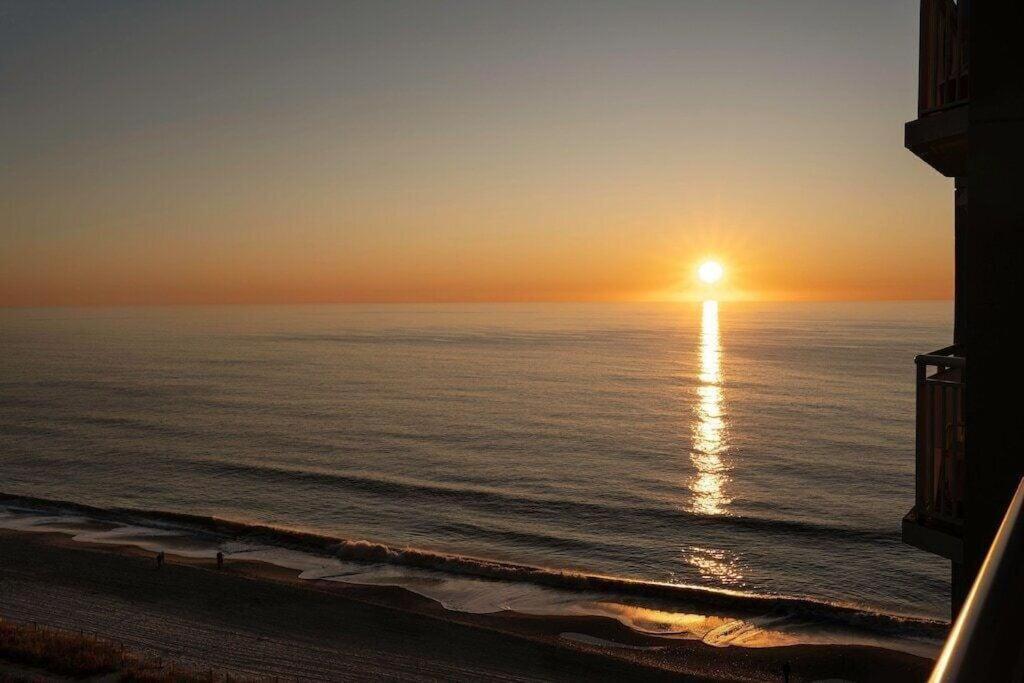 Вилла 2501 S Ocean Blvd, 1031 - Ocean View Sleeps 8 Миртл-Бич Экстерьер фото